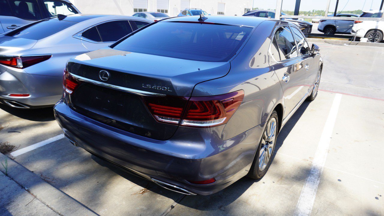 Used 2013 Lexus LS 460 L w/ All-Weather Pkg RWD image 7