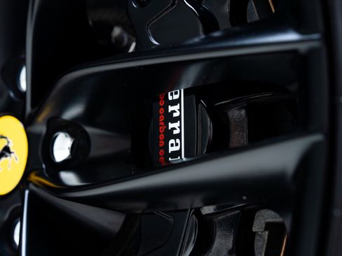 Used 2018 Ferrari 488 Spider RWD image 23