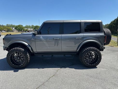 Used 2024 Ford Bronco Outer Banks AWD/4WD image 8