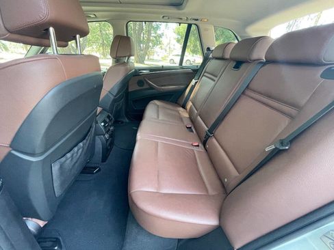 Used 2011 BMW X5 xDrive35i image 9