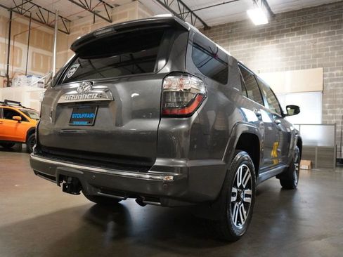 Used 2017 Toyota 4Runner Limited image 4