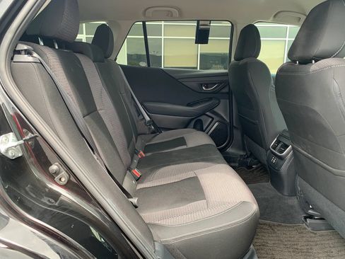Used 2023 Subaru Outback Premium AWD/4WD image 29
