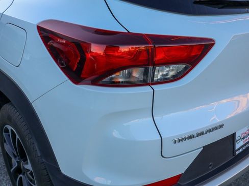 Used 2024 Chevrolet TrailBlazer LT w/ Driver Confidence Package image 6