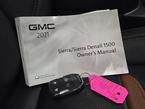 Used 2021 GMC Sierra 1500 AT4 w/ AT4 Value Package AWD/4WD image 28