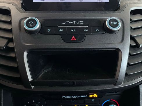 Used 2020 Ford Transit Connect XL image 37