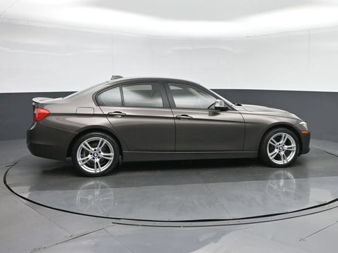 Used 2015 BMW 328i xDrive Sedan AWD/4WD image 8