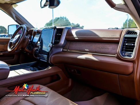 Used 2024 RAM 3500 Limited w/ Towing Technology Group image 15