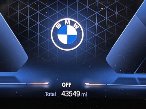 Certified 2023 BMW 330i xDrive Sedan w/ Driving Assistance Package image 21