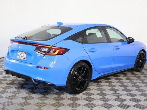 Used 2023 Honda Civic Sport image 4