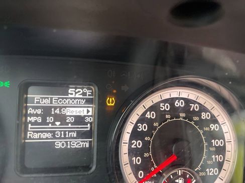 Used 2018 RAM 2500 Tradesman w/ Chrome Appearance Group image 6