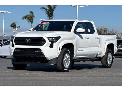 New 2026 Toyota Tacoma SR5 image 8