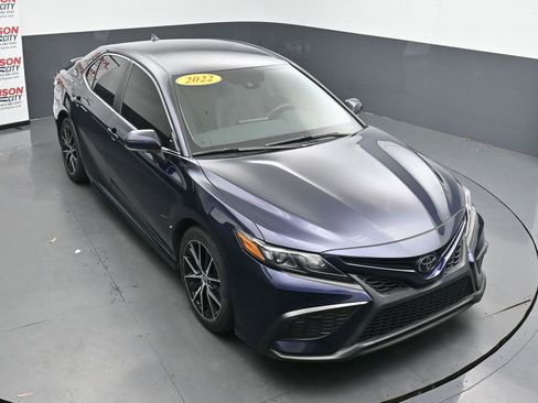 Used 2022 Toyota Camry SE FWD image 21