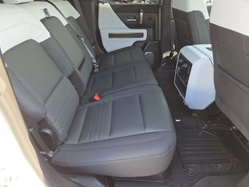 Used 2025 GMC Hummer EV 3X AWD/4WD image 22