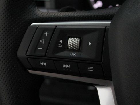 New 2026 Mitsubishi Outlander SE image 9