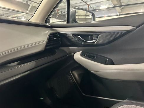 Used 2022 Subaru Outback Premium image 21