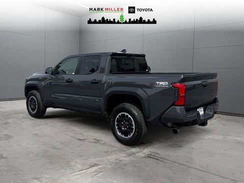 Certified 2024 Toyota Tacoma TRD Off-Road w/ TRD Off Road Premium Package image 3