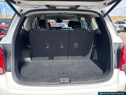 Used 2024 Hyundai Palisade SEL image 18