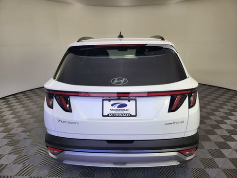 Certified 2024 Hyundai Ioniq 5 SE AWD/4WD image 4
