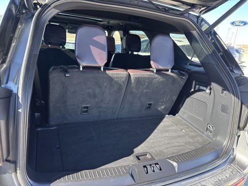 Used 2025 Ford Explorer Platinum w/ LUX Leather Package image 37