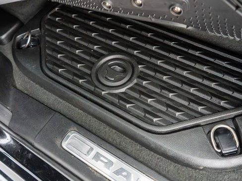 Used 2022 RAM 1500 Limited w/ Body Color Bumper Group AWD/4WD image 14