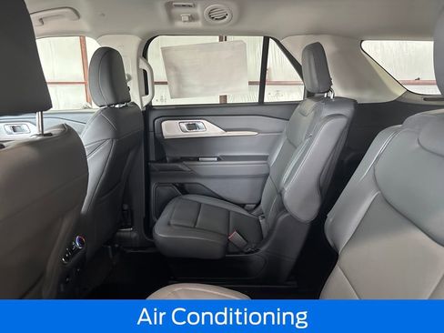 New 2026 Ford Explorer Active w/ Active Comfort Package RWD image 15
