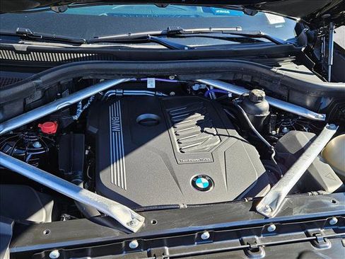 Used 2023 BMW X5 xDrive40i w/ Parking Assistance Package image 23
