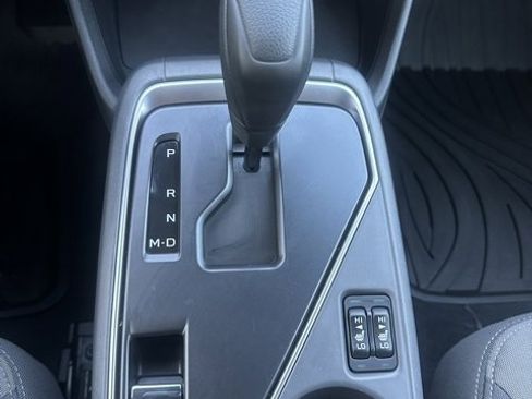 Used 2025 Subaru Crosstrek 2.0i Premium image 14