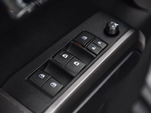 Used 2019 Toyota Tacoma TRD Sport w/ Technology Package AWD/4WD image 9