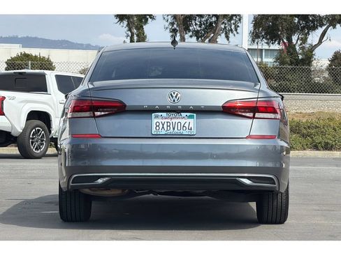 Used 2021 Volkswagen Passat 2.0T S FWD image 5