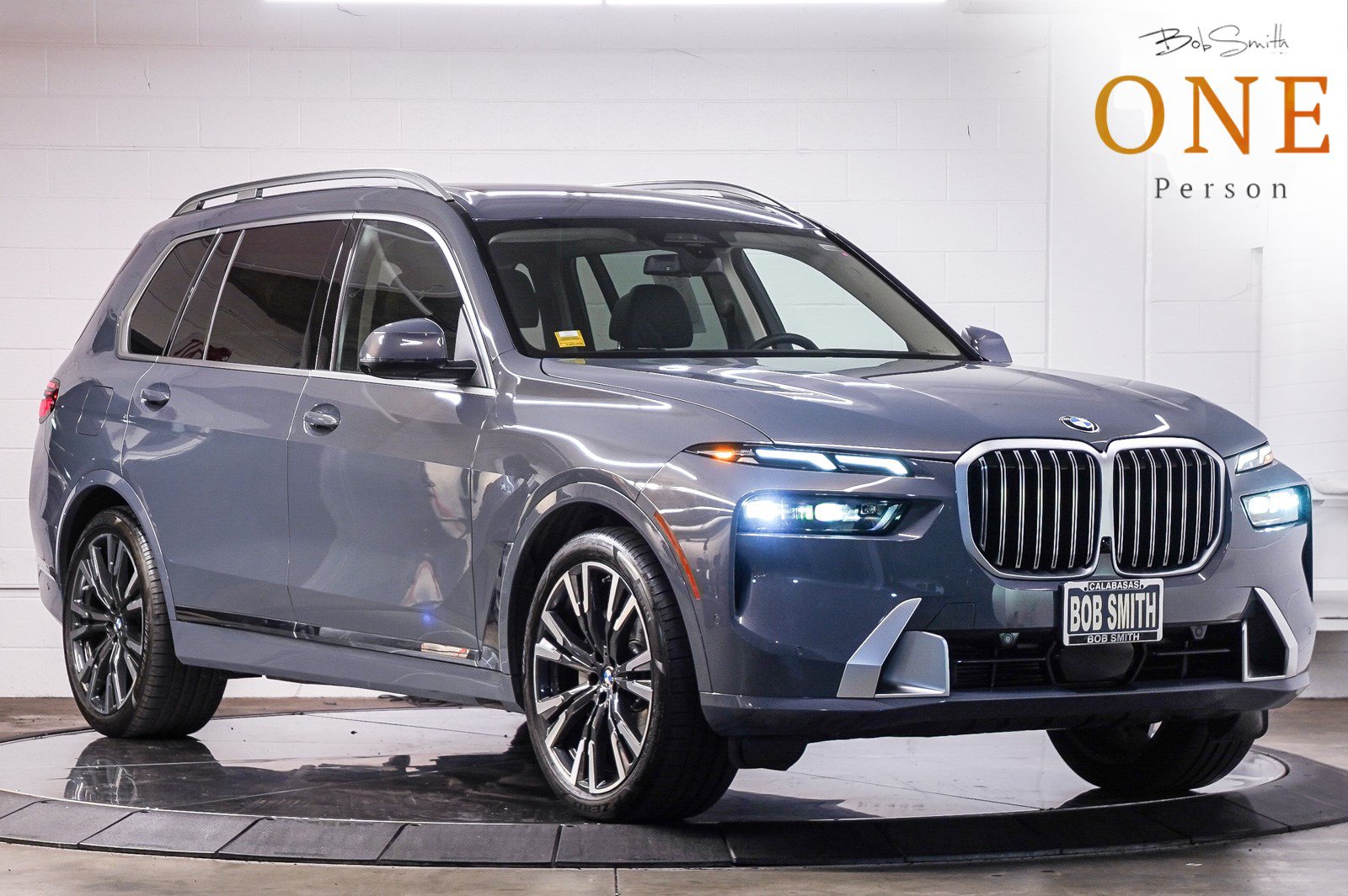 Used 2026 BMW X7 xDrive40i AWD/4WD image 1