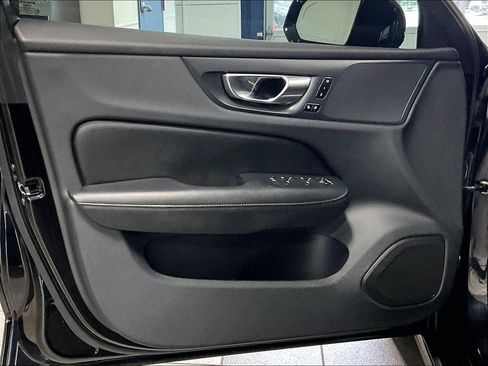Used 2023 Volvo S60 B5 Plus AWD/4WD image 9