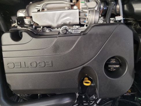 Used 2024 Chevrolet Equinox RS w/ RS Leather Package FWD image 30