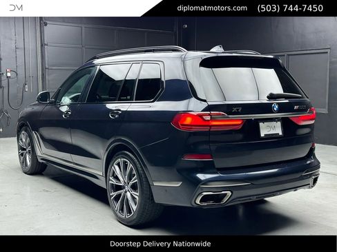 Used 2021 BMW X7 M50i image 5