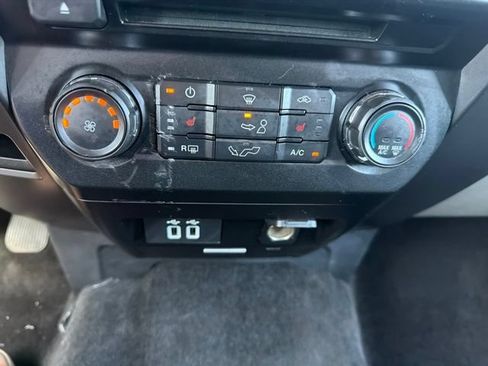 Used 2018 Ford F150 XLT w/ Equipment Group 302A Luxury AWD/4WD image 29