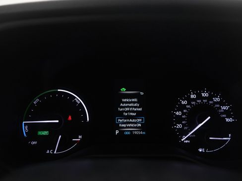 Used 2022 Toyota Sienna LE image 26