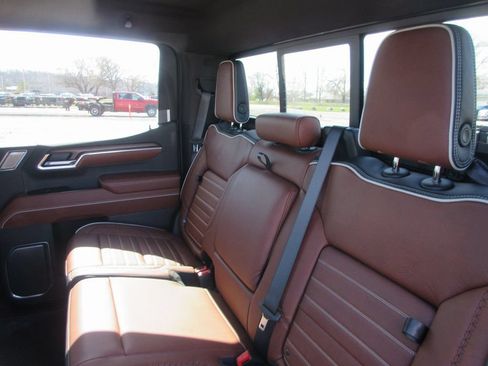 New 2026 GMC Sierra 1500 Denali Ultimate AWD/4WD image 18
