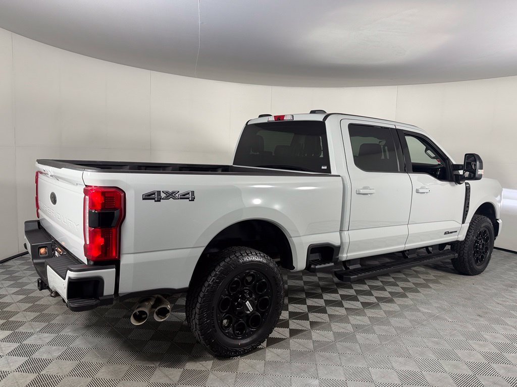 Used 2025 Ford F350 Lariat w/ Black Appearance Package AWD/4WD image 5