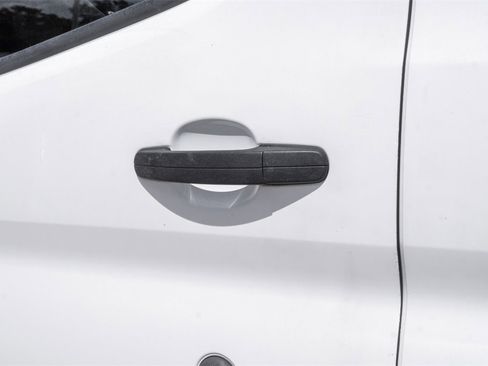 Used 2018 Ford Transit 250 148 Low Roof image 37