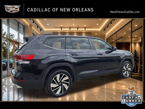 Used 2025 Volkswagen Atlas SE FWD image 3