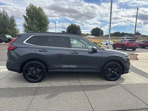 Certified 2023 Honda CR-V Sport Touring image 4