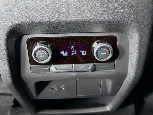 New 2026 Buick Enclave Preferred FWD image 26