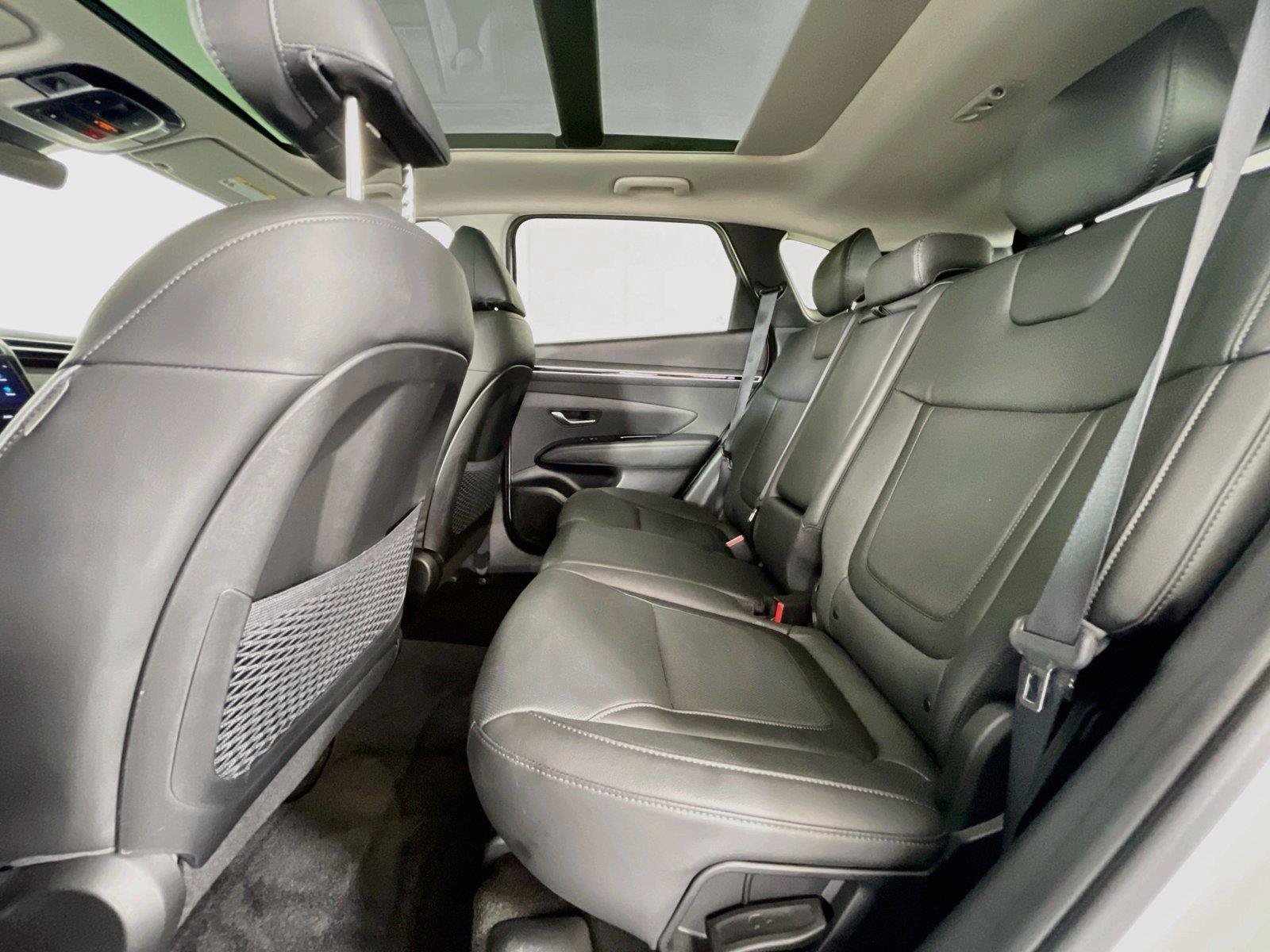 Certified 2023 Hyundai Tucson Limited AWD/4WD image 29