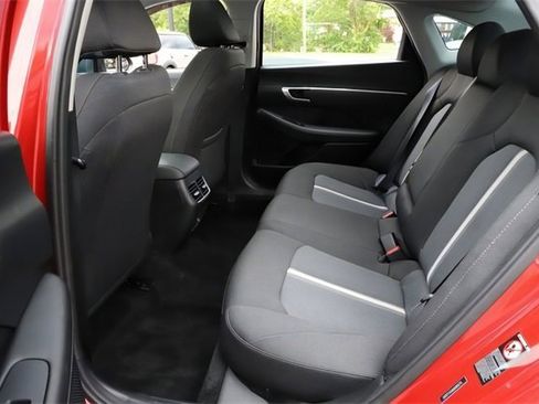 Used 2021 Hyundai Sonata SEL w/ Convenience Package image 15