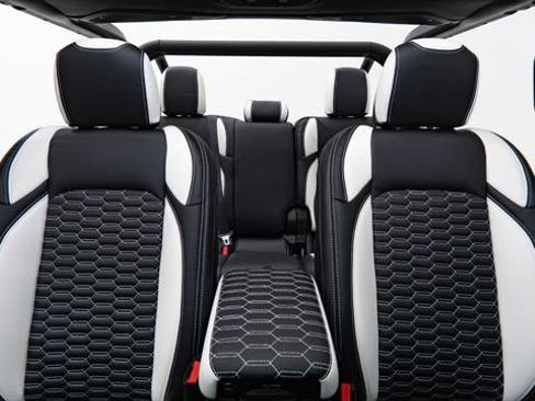 Used 2026 Jeep Gladiator Sport image 24