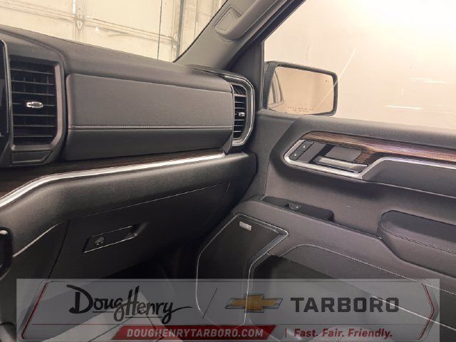 Used 2025 Chevrolet Silverado 1500 RST w/ Convenience Package II AWD/4WD image 44