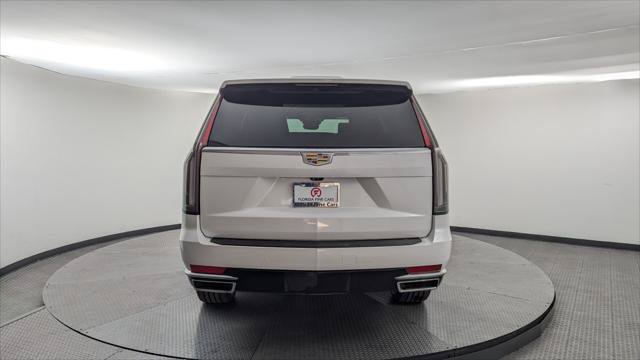 Used 2022 Cadillac Escalade Premium Luxury AWD/4WD image 7