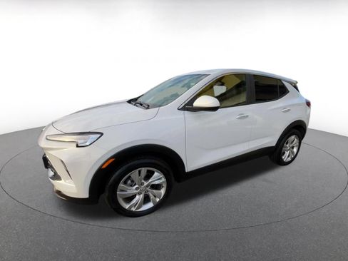 Used 2025 Buick Encore GX Preferred FWD image 8