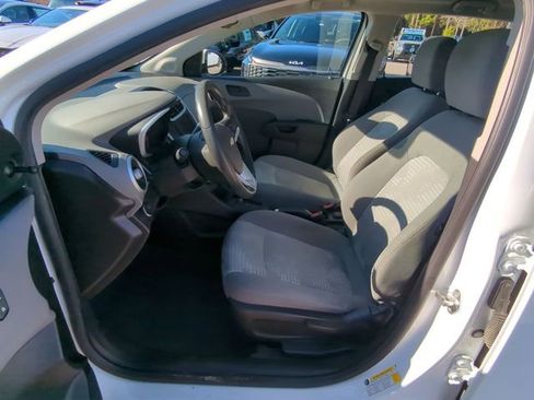 Used 2020 Chevrolet Sonic LT image 26