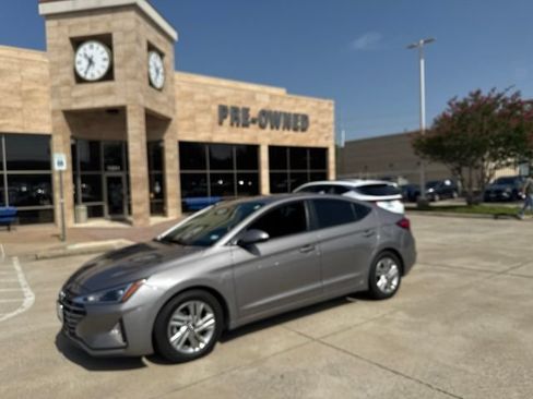 Used 2020 Hyundai Elantra Value Edition w/ Cargo Package (C1) FWD image 1