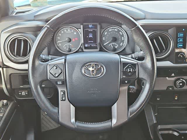 Used 2017 Toyota Tacoma TRD Sport w/ Tow Package RWD image 20